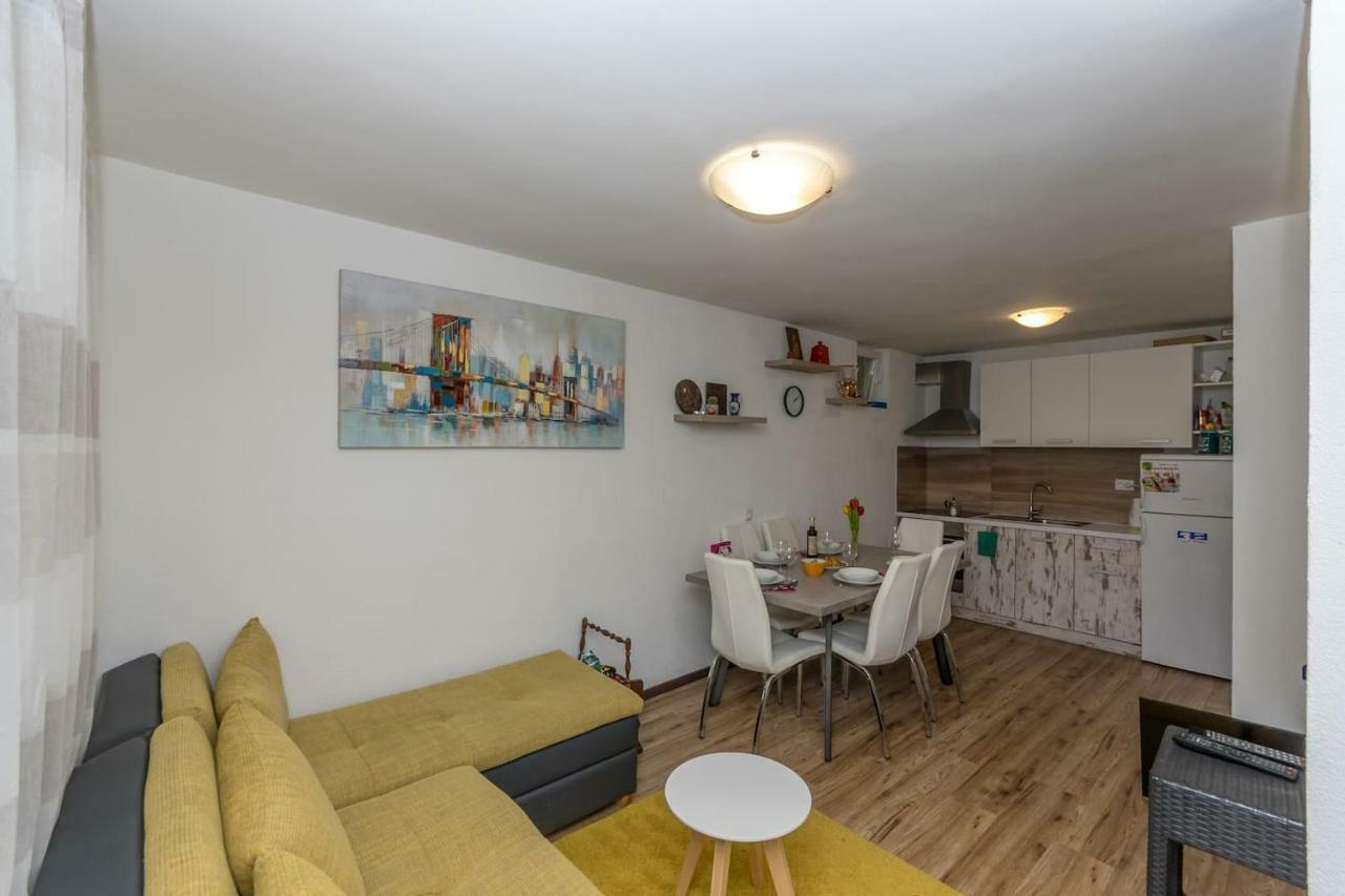 Dalmatinska Kuca Blanka Villa Kaštela Esterno foto