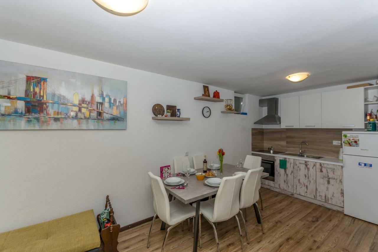 Dalmatinska Kuca Blanka Villa Kaštela Esterno foto