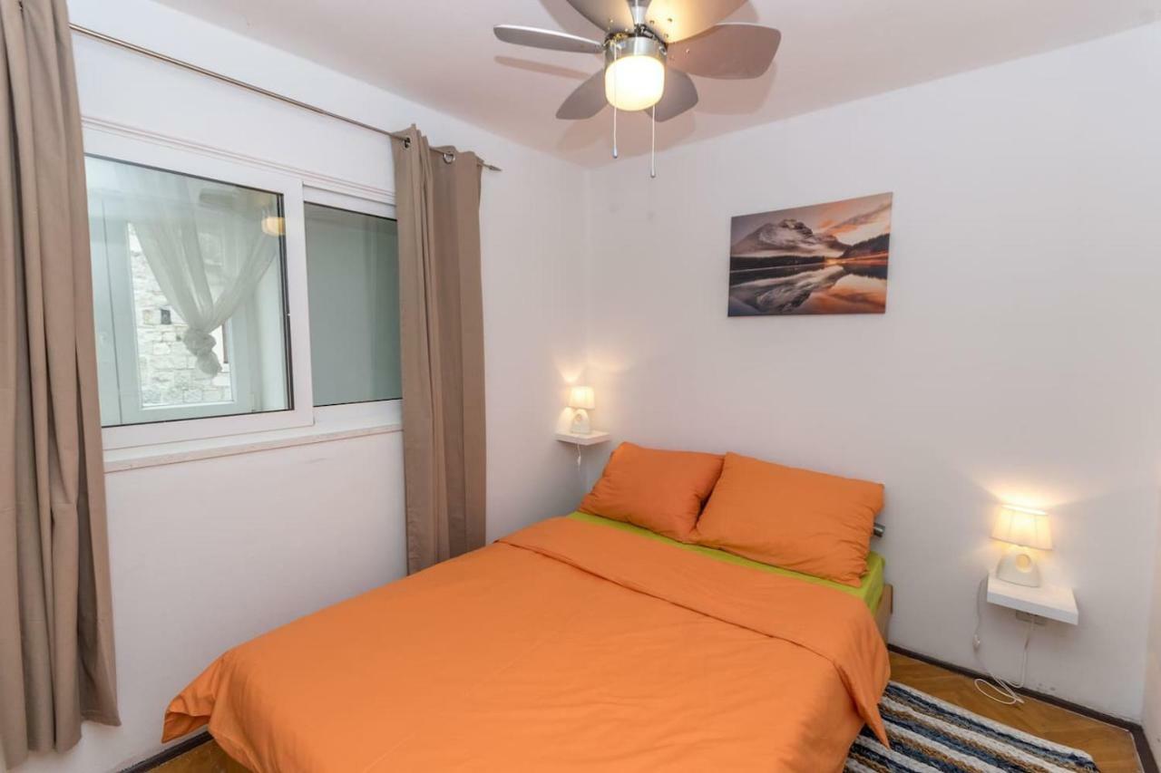 Dalmatinska Kuca Blanka Villa Kaštela Esterno foto
